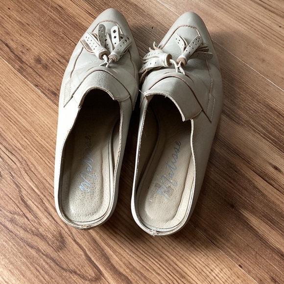 MATISSE Gray Leather Mules - Picture 3 of 5